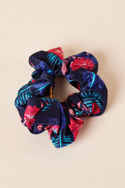 Zahra Silk Scrunchie